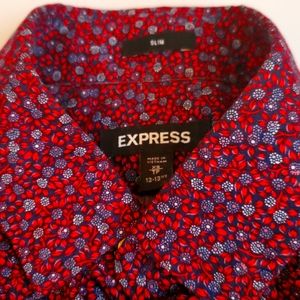 Express flower button shirt